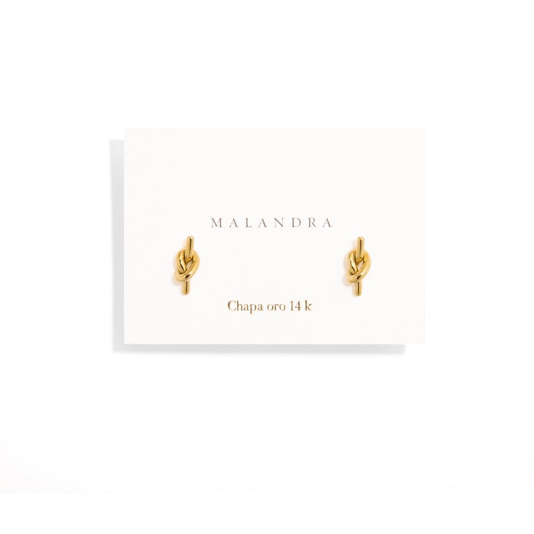 GOLDEN KNOT STUDS - ARETES - Malandra Jewelry - AA1169