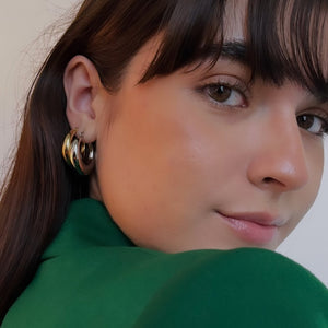 LAMBENT BOLD GOLDEN HOOPS - ARETES - Malandra Jewelry - EA6413