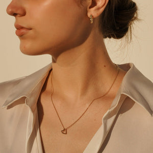 OUTLINED HEART GOLDEN NECKLACE - COLLARES - Malandra Jewelry - TC1044