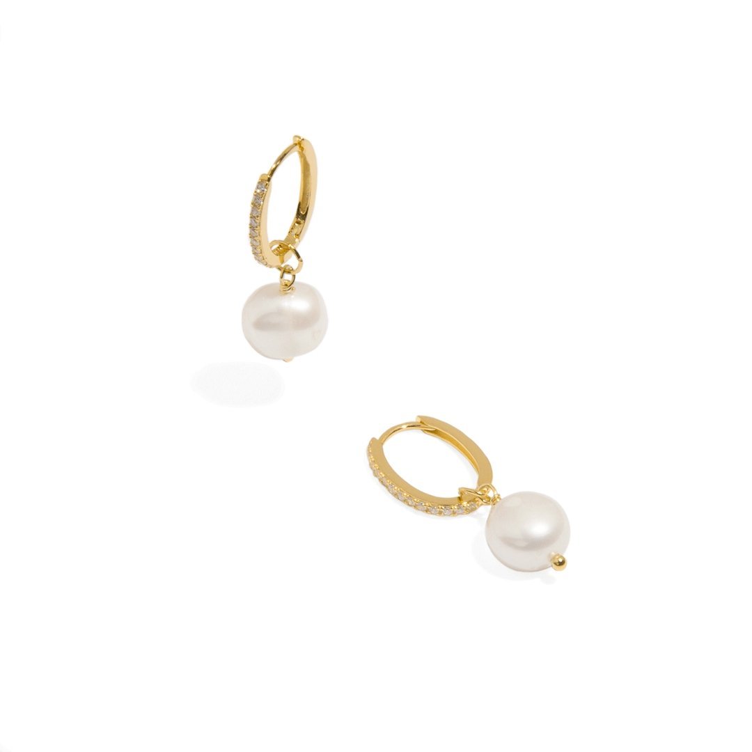 OVAL SPARK PEARL HUGGIES - ARETES - Malandra Jewelry - EA6044