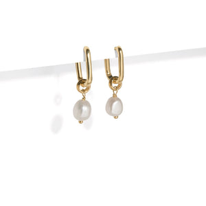 PEARL CHARMS CLIP HUGGIES - ARETES - Malandra Jewelry - TA1166
