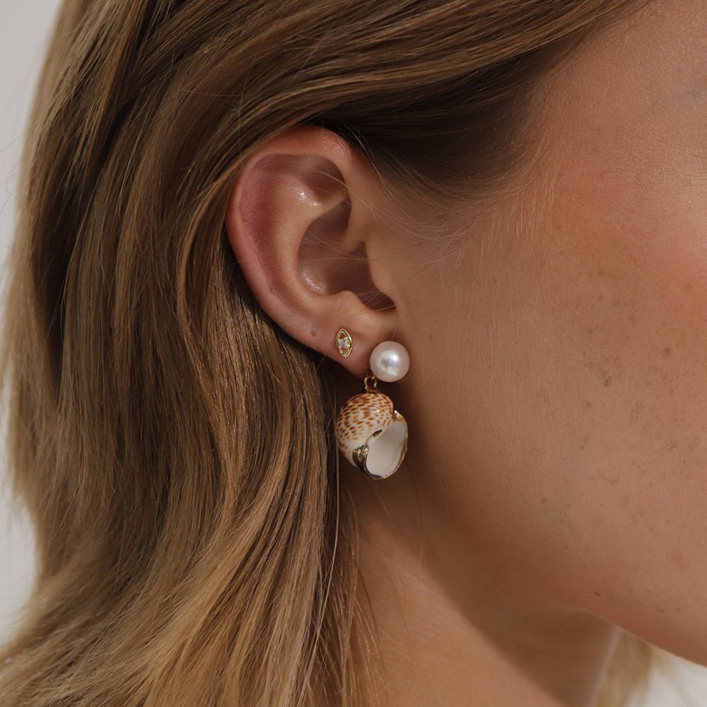 SEASHELL SERENADE EARRINGS - ARETES - Malandra Jewelry - TA1547