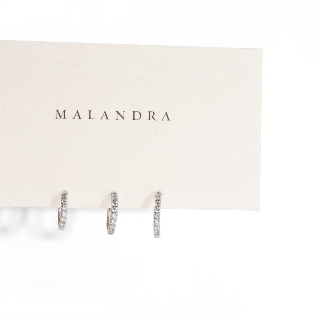 SERENA ESSENTIAL SILVER HUGGIES - ARETES - Malandra Jewelry - EA5855