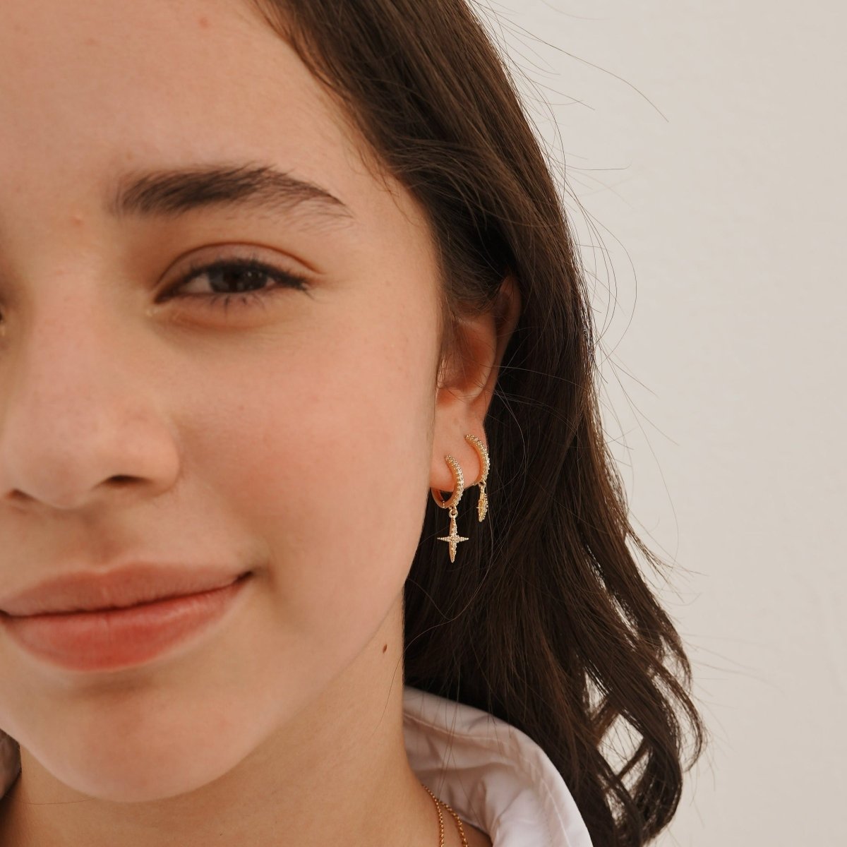 SPARKLING STARS HUGGIES SET - ARETES - Malandra Jewelry - AA1260