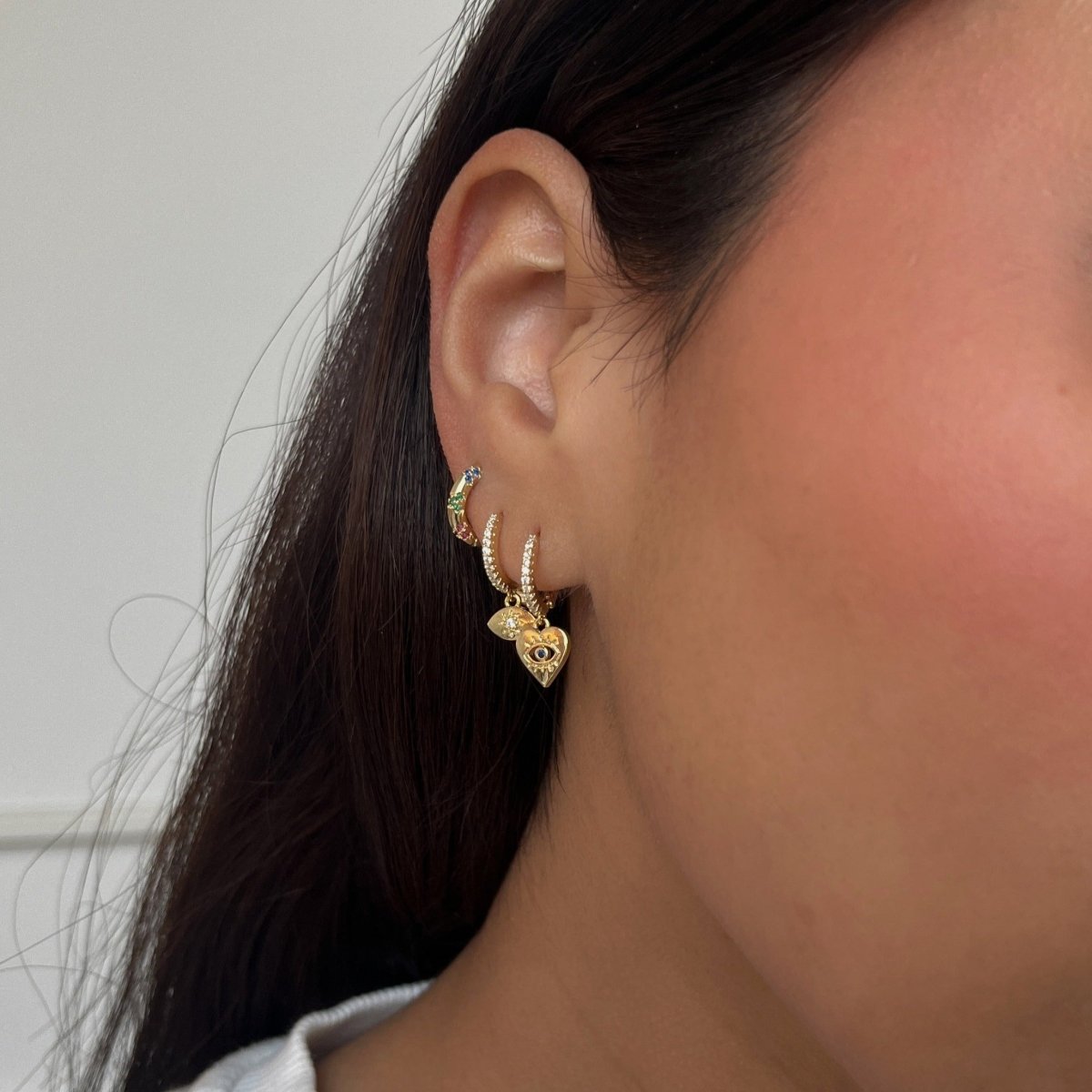 WISDOME FORTUNE HUGGIES - ARETES - Malandra Jewelry - AA1294-Q40091